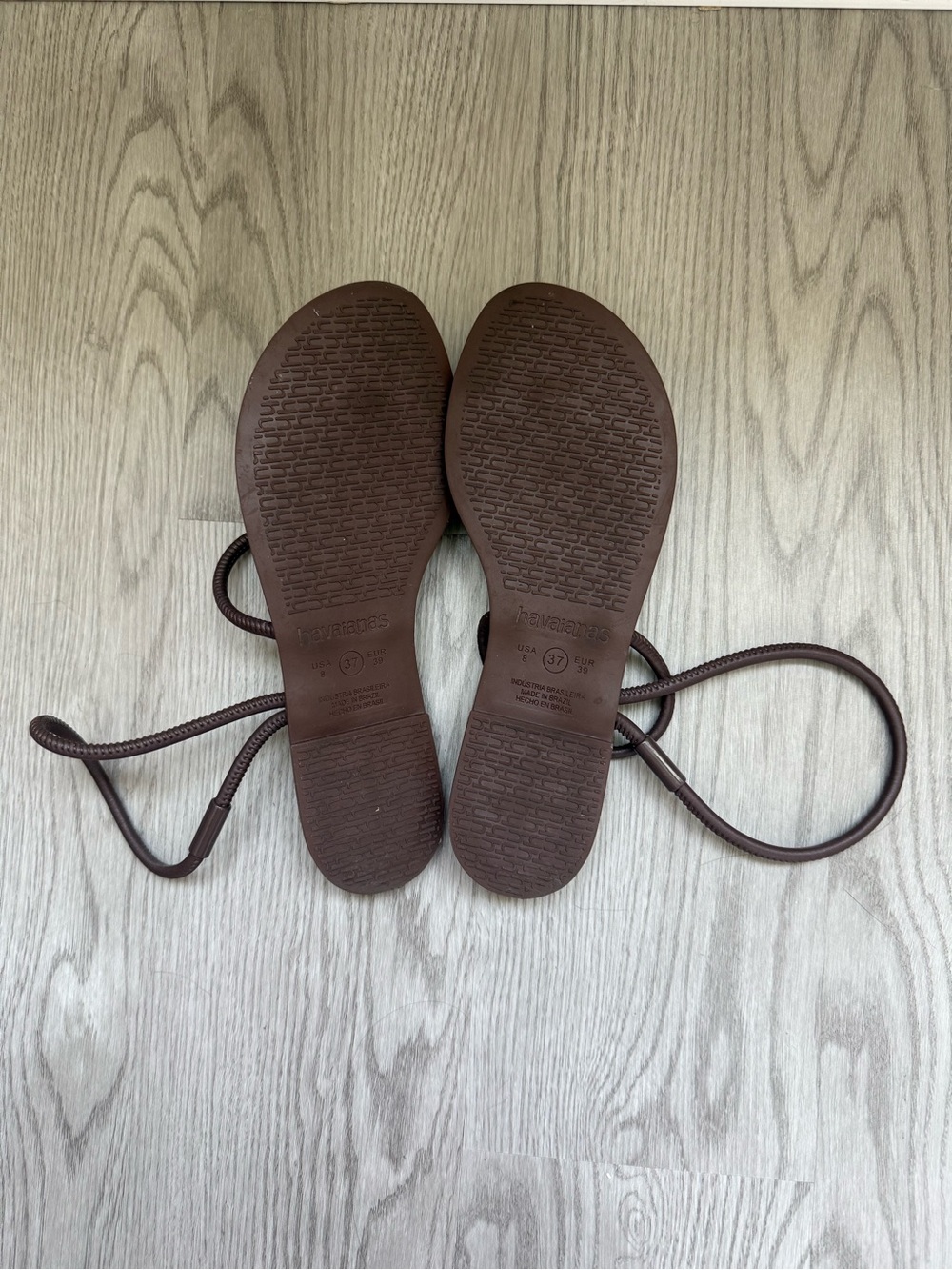 Havaianas Lime Green Footbed Brown Strappy Toe-Ring Sandals - Picture 4 of 4